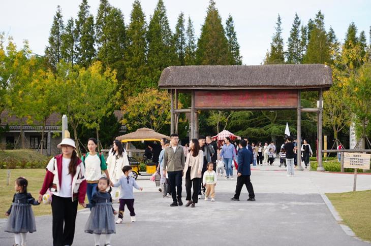 童心写真意  书香草房子 盐城草房子首届秋游作文大赛火热进行中